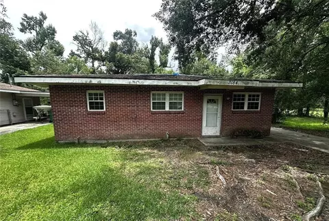 Exterior - 3184 Dee St, Slidell, LA 70458 photo 1 of 2