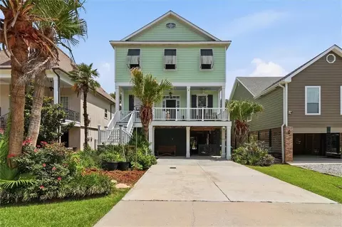 1711 Claiborne St, Mandeville, LA 70448