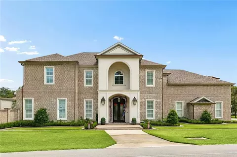 159 Elaine Ave, Harahan, LA 70123