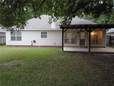 Exterior - 70226 7th St, Covington, LA 70433 photo 3 of 4