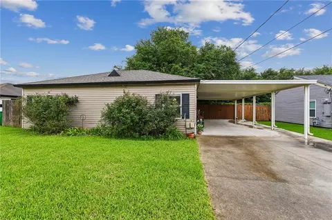 1604 Thomas St, Gretna, LA 70053