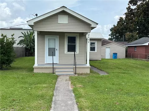 2008 General Pershing St, Violet, LA 70092 photo 2