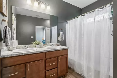 Bath - 47543 Hutton Cv, Robert, LA 70455 photo 1 of 2