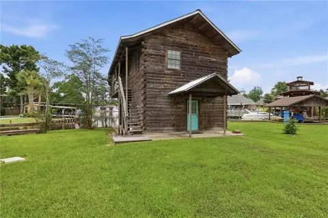 32535 Rainy Ln, Springfield, LA 70462