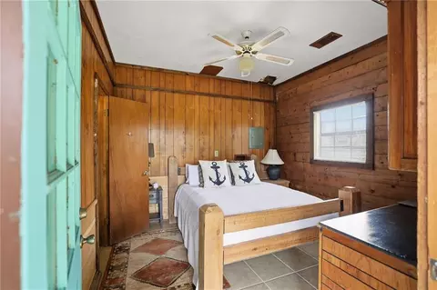 Bedroom - 32535 Rainy Ln, Springfield, LA 70462 photo 2 of 2