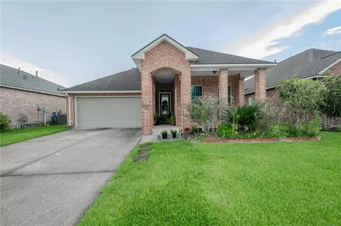 13912 Stone Gate Dr, Baton Rouge, LA 70816