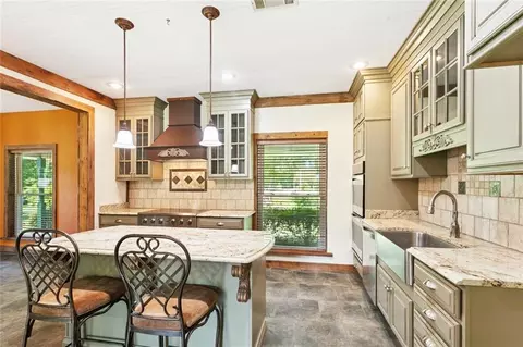 Kitchen - 81170 Section Rd, Covington, LA 70435 photo 1 of 2
