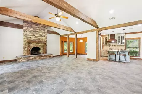Living - 81170 Section Rd, Covington, LA 70435 photo 3 of 3