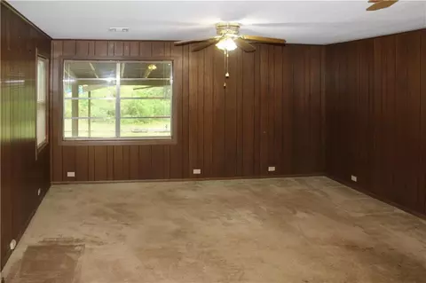 Living - 314 E 33rd St, Covington, LA 70433 photo 2 of 4