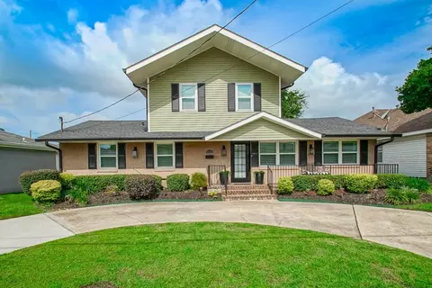 4616 Reich St, Metairie, LA 70006