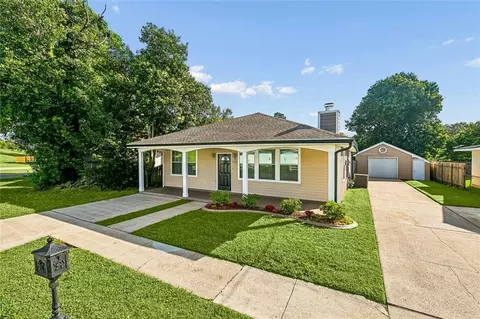 9313 River Ln, River Ridge, LA 70123