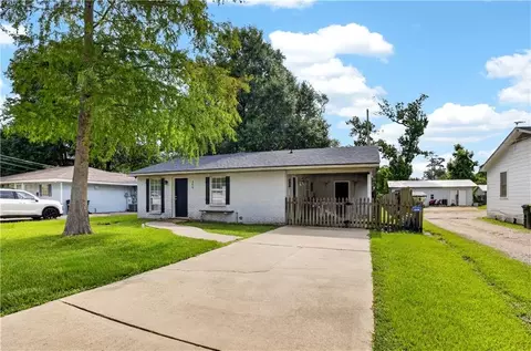 250 Eighth Street Dr, Ponchatoula, LA 70454