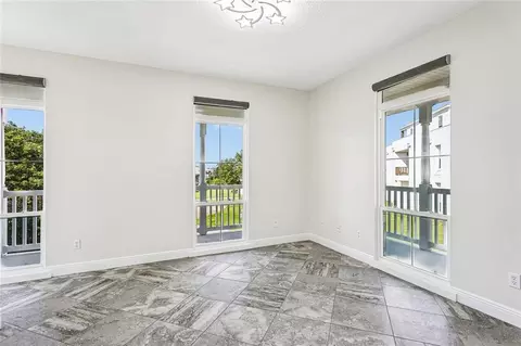 Living - 112 Moray Dr, Slidell, LA 70461 photo 6 of 6