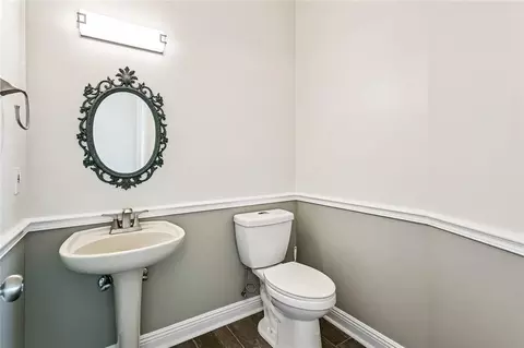 Bath - 112 Moray Dr, Slidell, LA 70461 photo 3 of 4