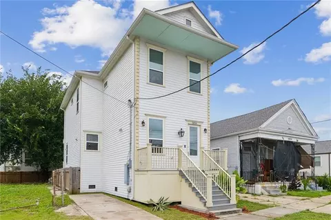 2836 General Taylor St, New Orleans, LA 70115