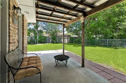 Exterior - 412 Markham Dr, Slidell, LA 70458 photo 3 of 4