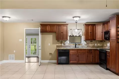 Entry Way - 36621 Albin Rd, Independence, LA 70443 photo 1 of 1