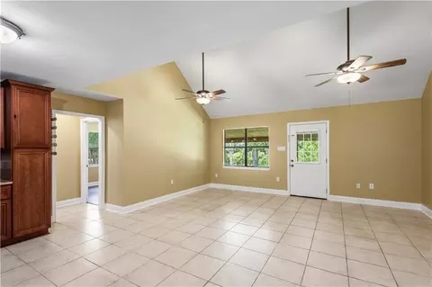 Living - 36621 Albin Rd, Independence, LA 70443 photo 2 of 5