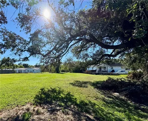 3063 Behrman Hwy, New Orleans, LA 70114