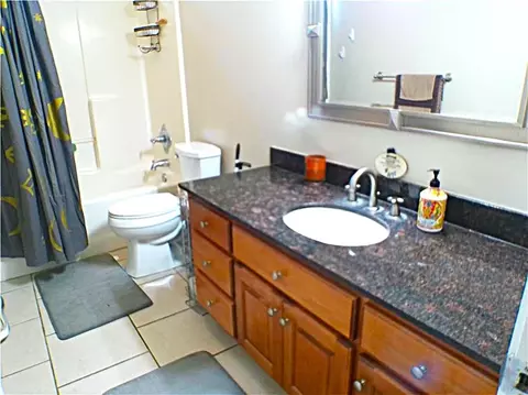 Bath - 304 Dockside Dr, Slidell, LA 70461 photo 3 of 4