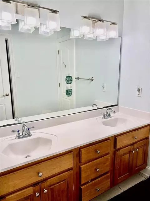 Bath - 304 Dockside Dr, Slidell, LA 70461 photo 4 of 5