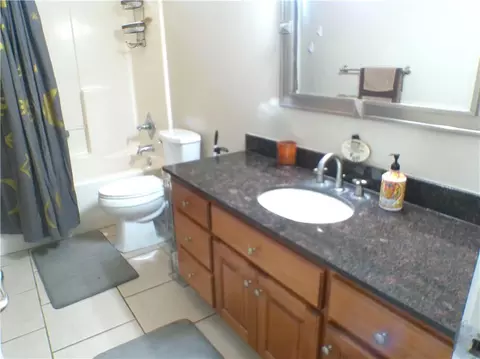 Bath - 304 Dockside Dr, Slidell, LA 70461 photo 3 of 5
