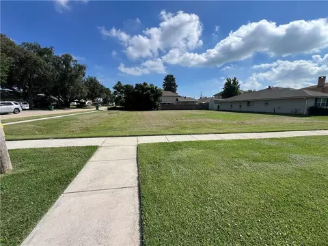 36 Avron Blvd # -B, Metairie, LA 70006