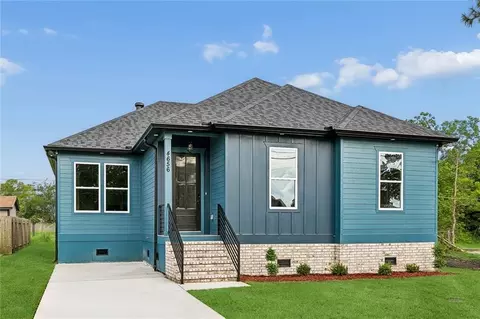 4656 Marque Dr, New Orleans, LA 70127