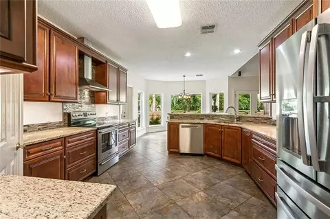 Kitchen - 13 Zee Ann Dr, Luling, LA 70070 photo 3 of 3