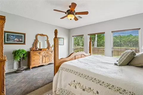 Bedroom - 13 Zee Ann Dr, Luling, LA 70070 photo 2 of 4
