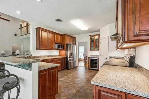 Kitchen - 13 Zee Ann Dr, Luling, LA 70070 photo 2 of 3