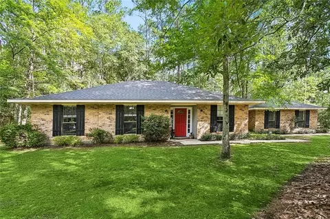 61213 Queen Anne Dr, Lacombe, LA 70445