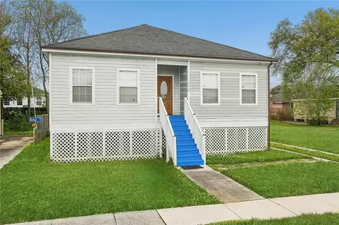 5518 Wilton Dr, New Orleans, LA 70122
