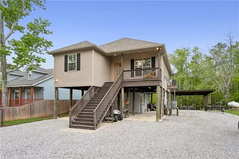 18313 Cusachs Dr, Covington, LA 70433