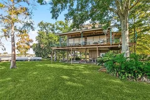 2034 Jean Lafitte Blvd, Lafitte, LA 70067