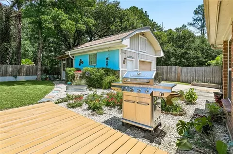 Exterior - 128 Herwig Bluff Rd, Slidell, LA 70461 photo 9 of 11