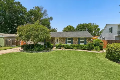1309 Madewood Rd, Laplace, LA 70068