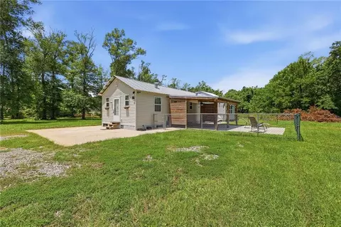 18647 Weinberger Rd, Ponchatoula, LA 70454