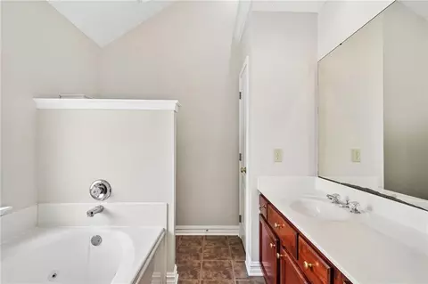 Bath - 70274 L St, Covington, LA 70433 photo 1 of 2