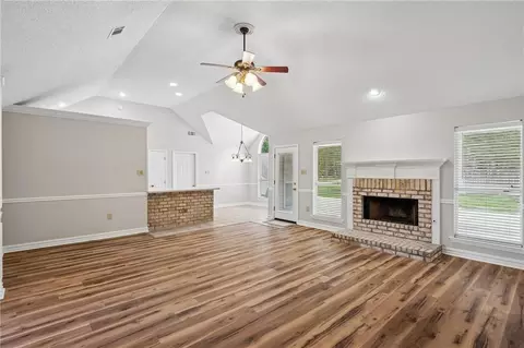 Living - 70274 L St, Covington, LA 70433 photo 3 of 3