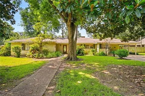 3810 Pecan Dr, Alexandria, LA 71302