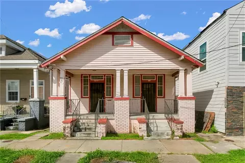8217 19 Apple St, New Orleans, LA 70118