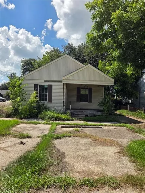1000 Main St, Laplace, LA 70068