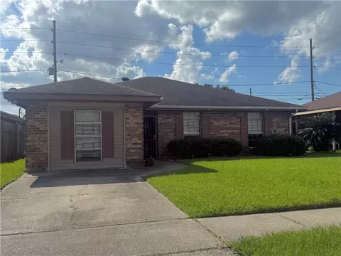 1905 Yorktowne Dr, Laplace, LA 70068