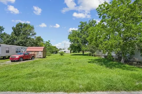 1956 Sebastapol Rd, Saint Bernard, LA 70085