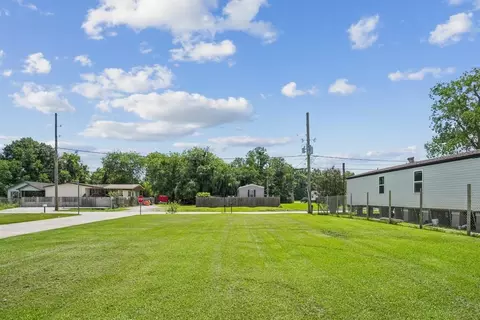 3113 Ashley Dr, Violet, LA 70092