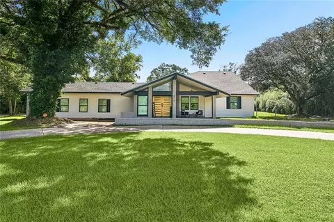 676 E Railroad Ave, Independence, LA 70443