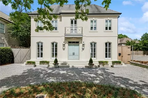255 Brockenbraugh Ct, Metairie, LA 70005
