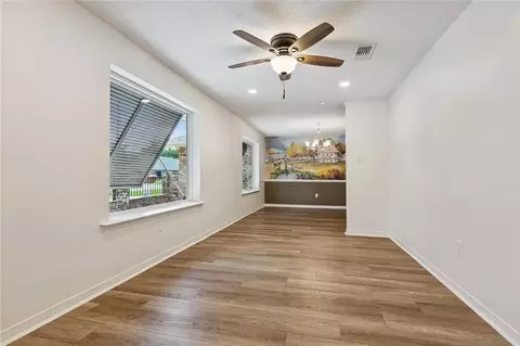 Living - 516 Terri Dr, Luling, LA 70070 photo 6 of 7