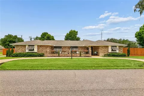 516 Terri Dr, Luling, LA 70070